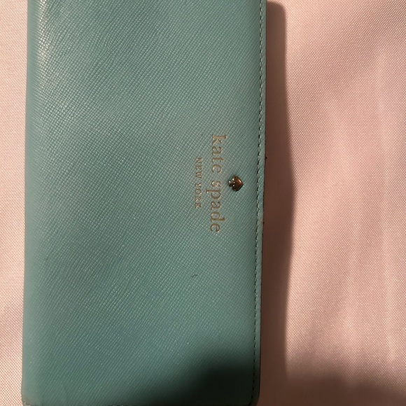 Kate Spade Light Blue Satchel like new with wallet and sunglasses holder. - Picture 7 of 9